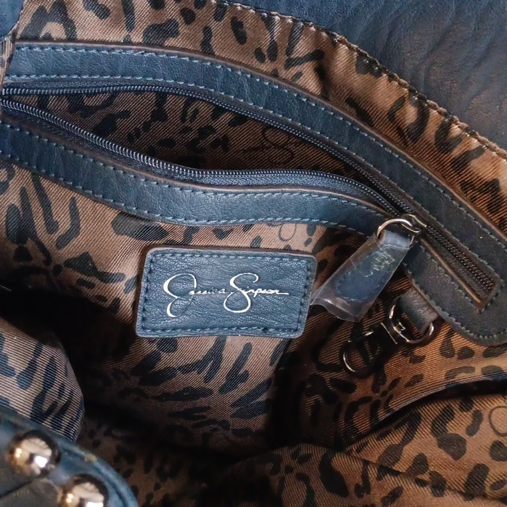 Jessica Simpson faux leather bucket hobo purse bag